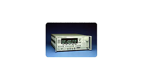 Synthesized Swept-Signal Generator, 0.01 - 50 GHz
