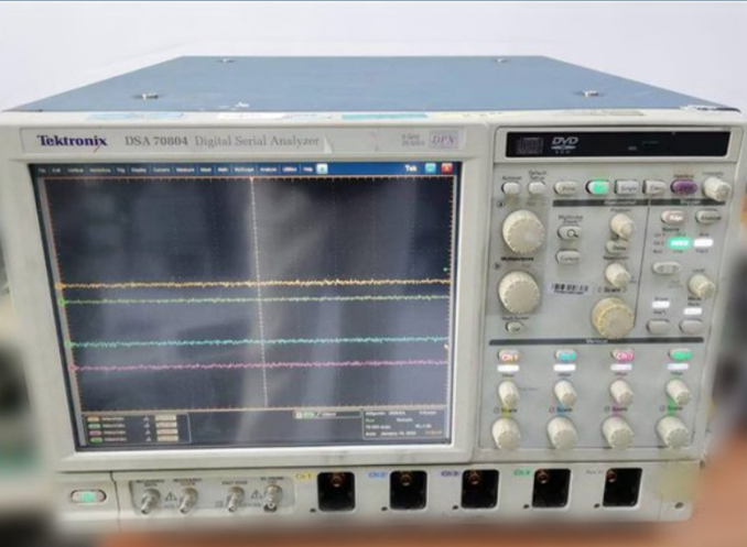 泰克(Tektronix) DSA70804B 数字采样示波器