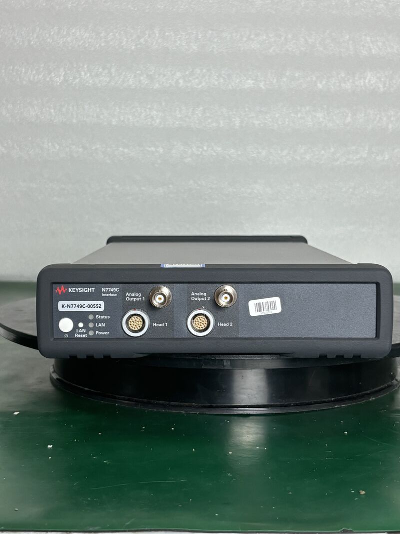 Light probe interface